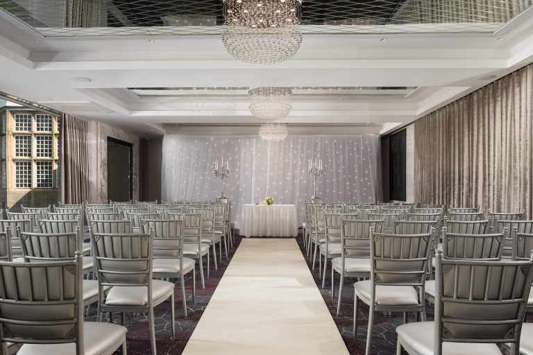 DalmenyPark AndiWatson2019 WeddingSetup 1 768x512