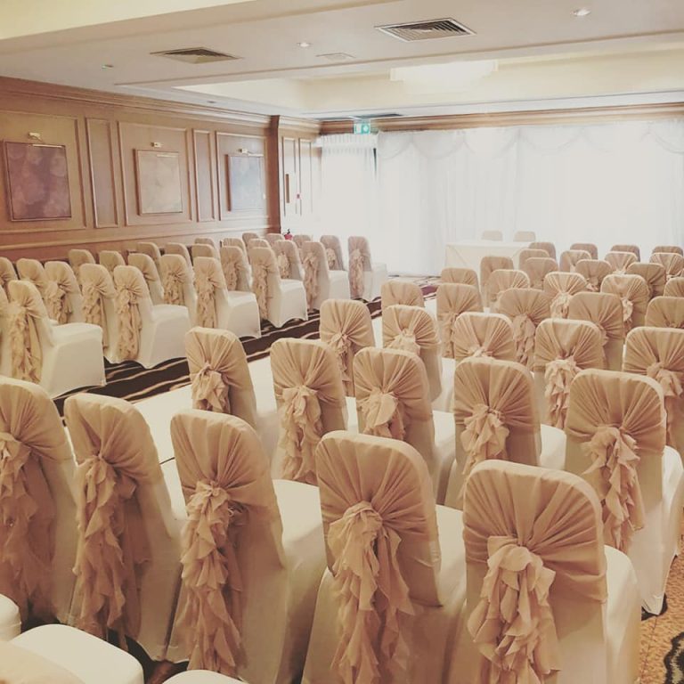 Devonshirefoyercivil 768x768