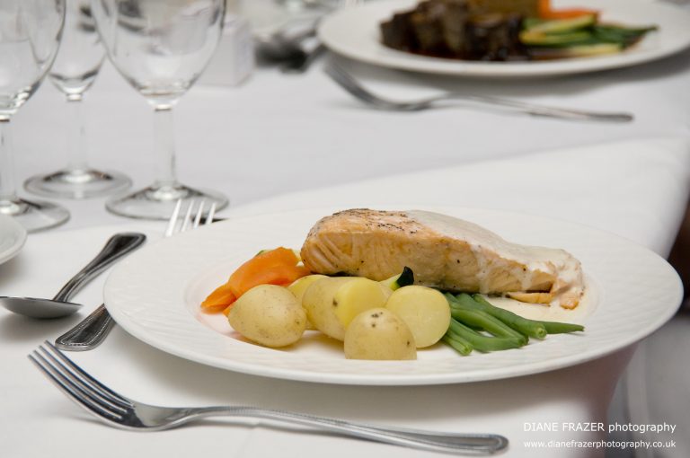 Diane Frazer Photography Hampshire Court Hotel Wedding Photography 019 768x510