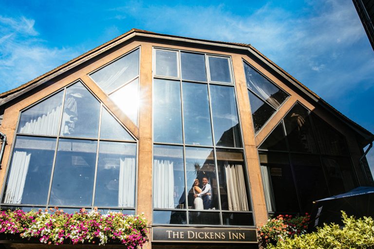 Dickens Inn Wedding Photography Liz Zach 87 EN7A4501 768x512