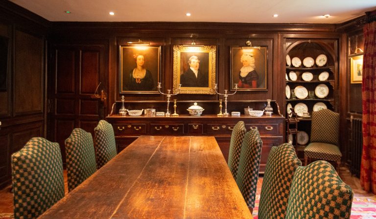 DiningRoomDP6 52231 768x448