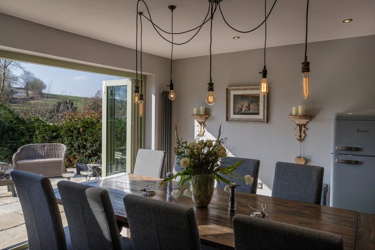 Diningroom 1 768x512