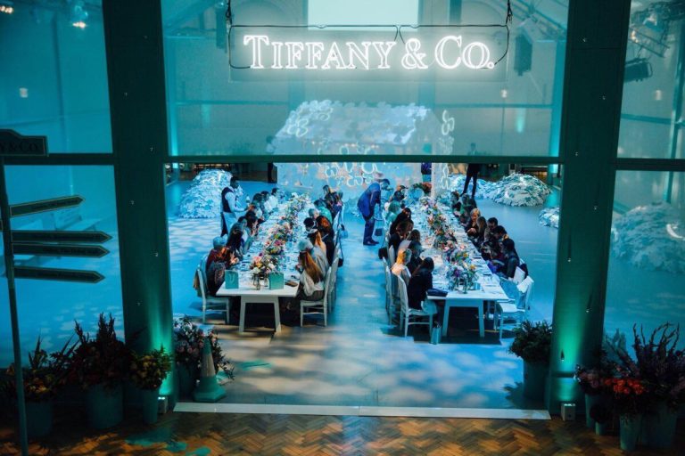DinnerandAwardsintheLindleyHall RHH1 768x512