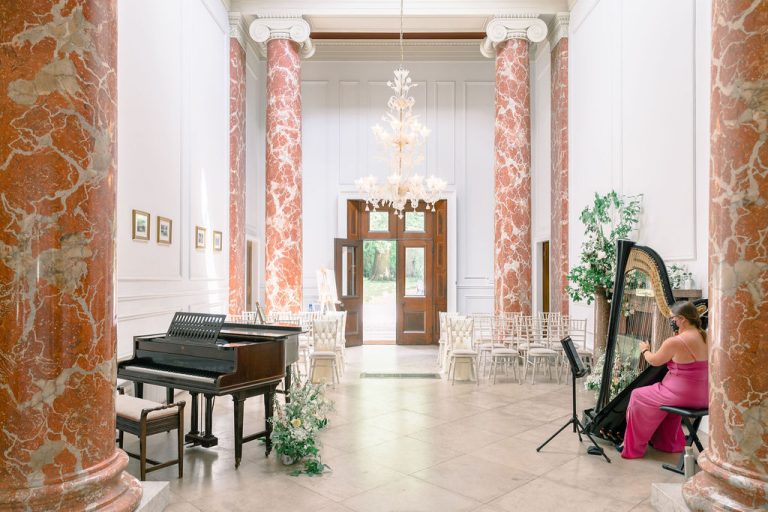 Dita Bowen Photography FillongleyHall Weddings 20 768x512