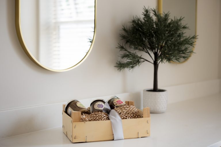 Dodford Inn Bridal Suite 114 768x512