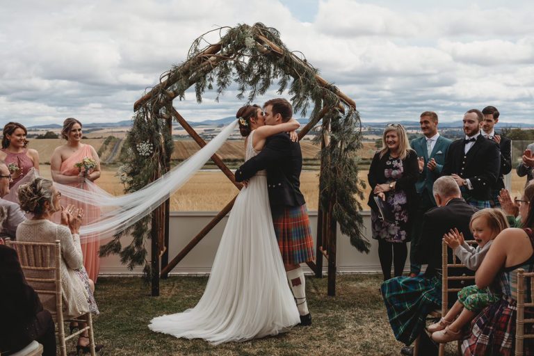 EE8C980E B6AA 4C20 8031 E569A3E62616002 768x512