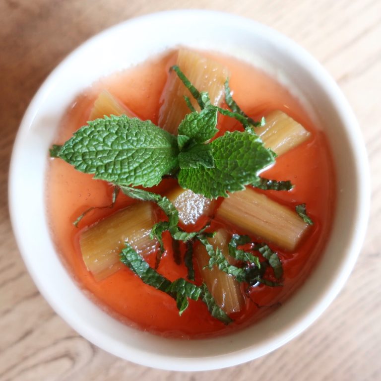 ElderflowerPannaCottaandpachedrhubarb 768x768
