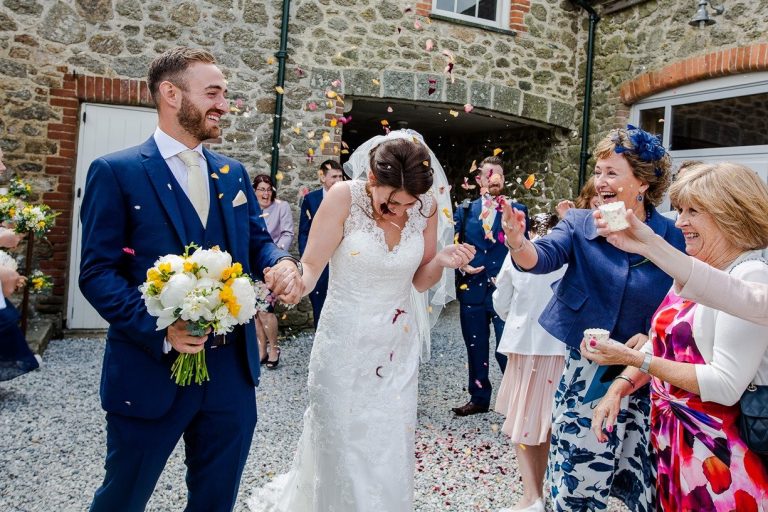 Emma and Matt Confetti SMALLER gh7xov 768x512