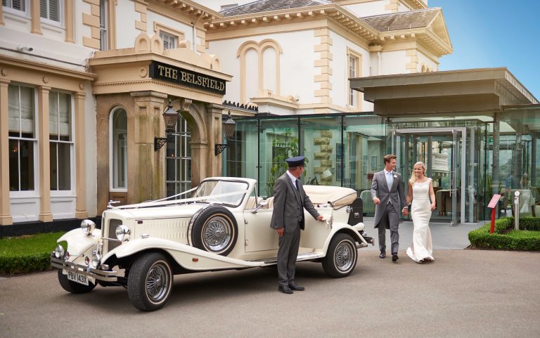 EntrancewithWeddingVehicle 768x481