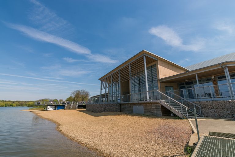 ExteriorsummerLakeside 768x513