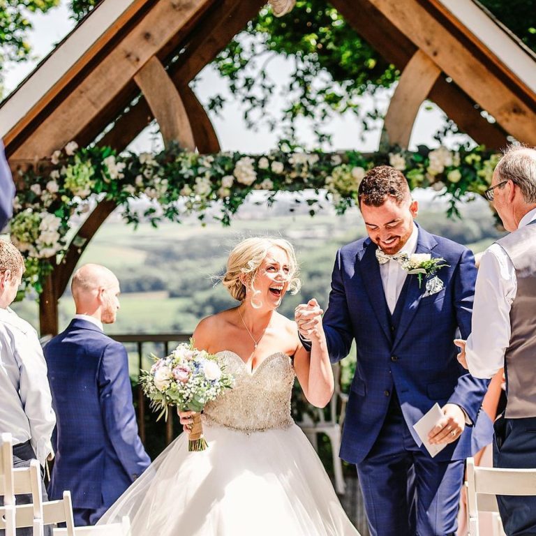 F1E519DF 9FE3 4817 8913 1712E7A535A6 768x768