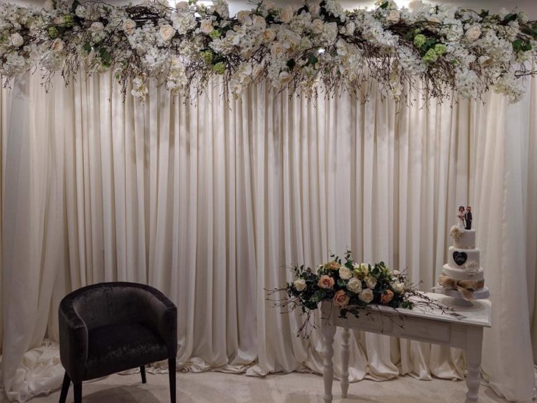 FlowerBackdrop 768x576