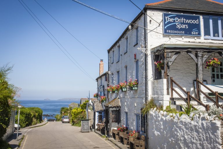 FrontofVenue 1 768x513