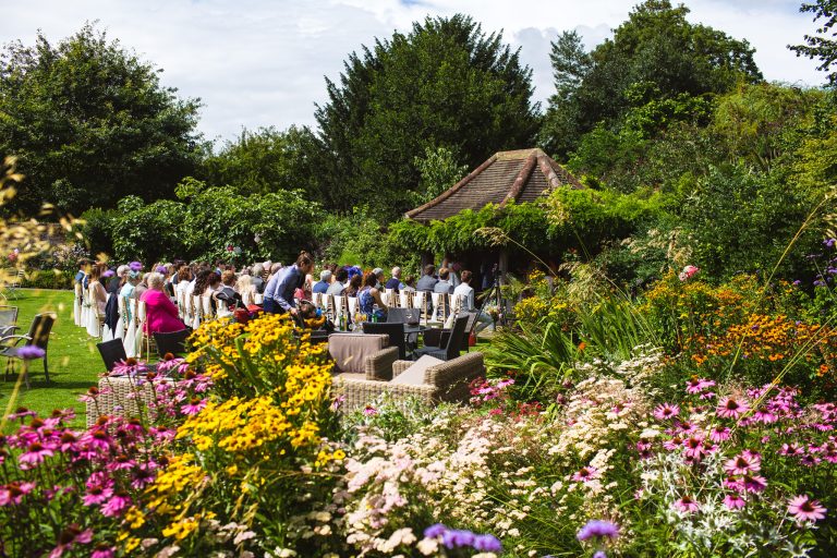 GardenCeremony 1 768x512