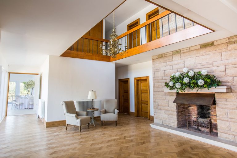 Hallwayresize 768x512