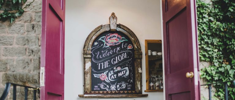 Hannah Gareth Hay 2016 1293 768x328