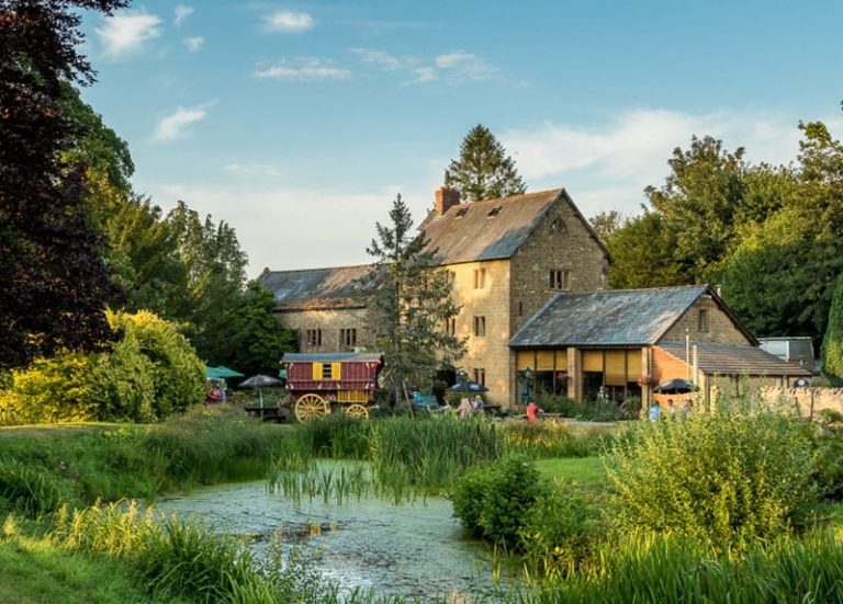 Haselbury Mill Water lake 768x551