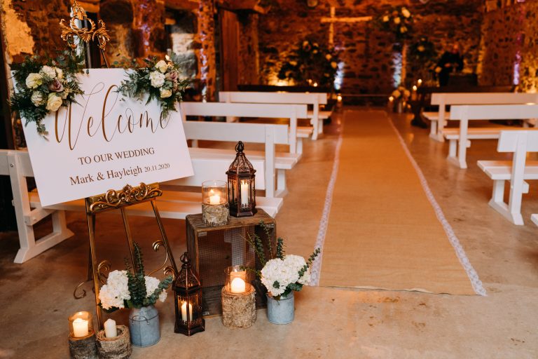 HayleighandMark WeddingPreviews 1 768x512