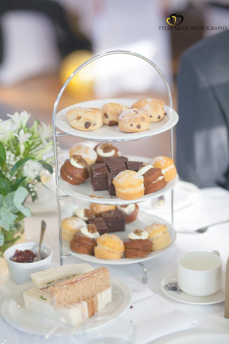 Hever Hotel Wedding Tyler made Photography 33 768x1152