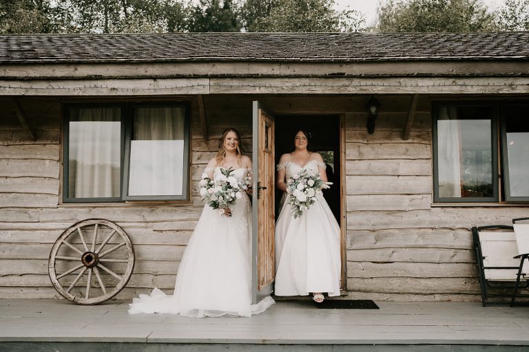 INKERSALLGRANGEFARMWEDDING BETHHOLLY MIRLCO MIRLAHRICHARDSON 17 768x512