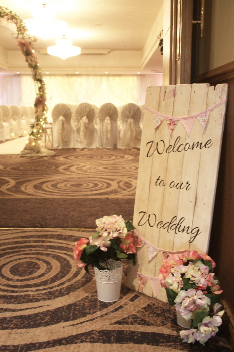 JoanneandDavidWedding48917 768x1152