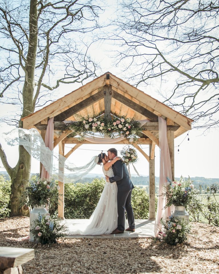 KandRpergola2 768x960