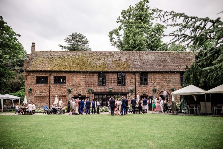 KatarinaNicholweddingphotographyTudorBarnEltham 768x512