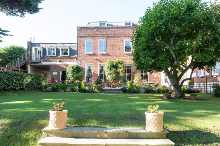 KatieMatthew085 768x512