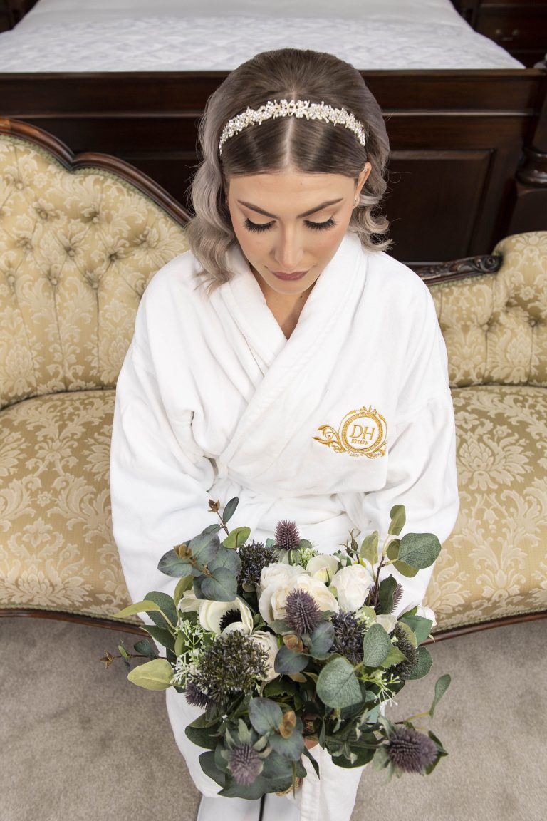 LI22 167 284 768x1152