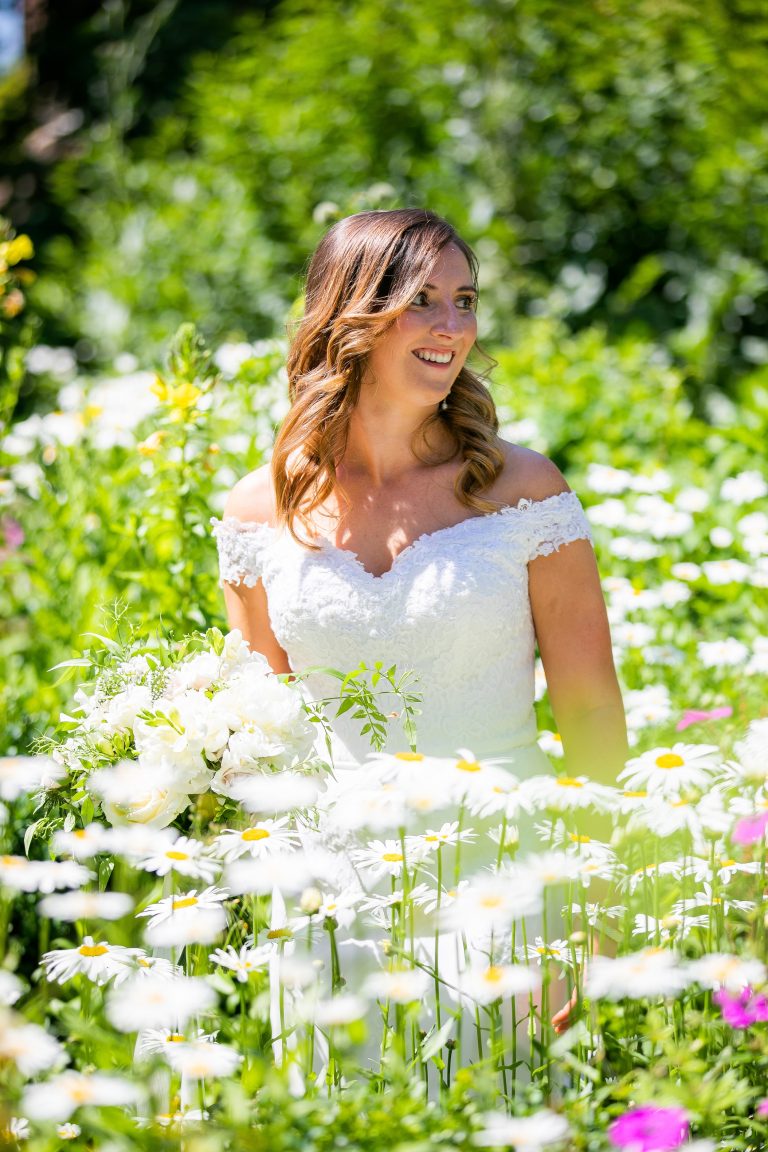 LMWeddings RoamFreePhotography232 768x1152