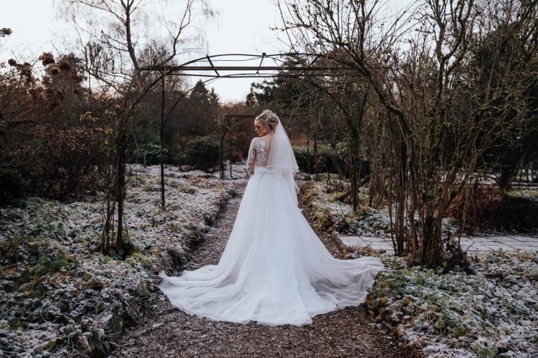 Larchfield estate wedding photographer040 768x512