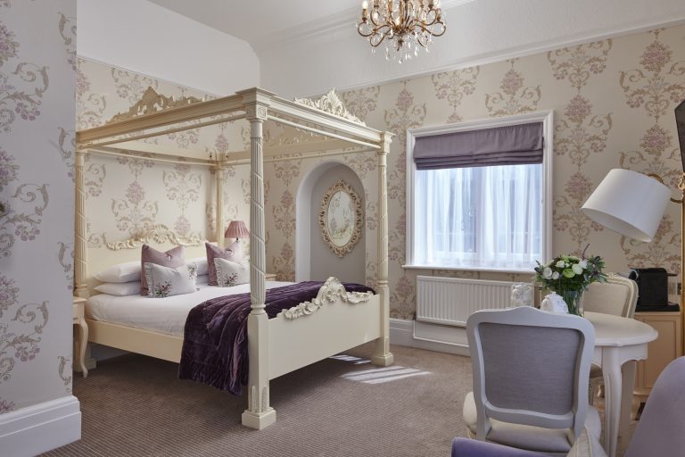 LauraAshleyTheIliffeHotel0030 768x512