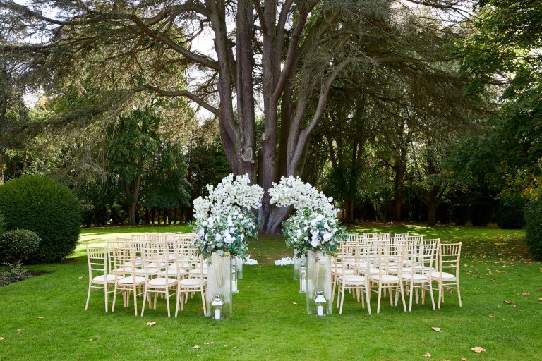MDH AH Weddings OutdoorCeremony Landscape RESIZED 768x512