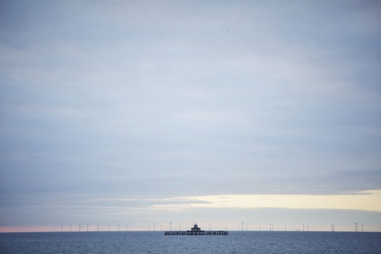 MRMRsSmeeth593 768x512