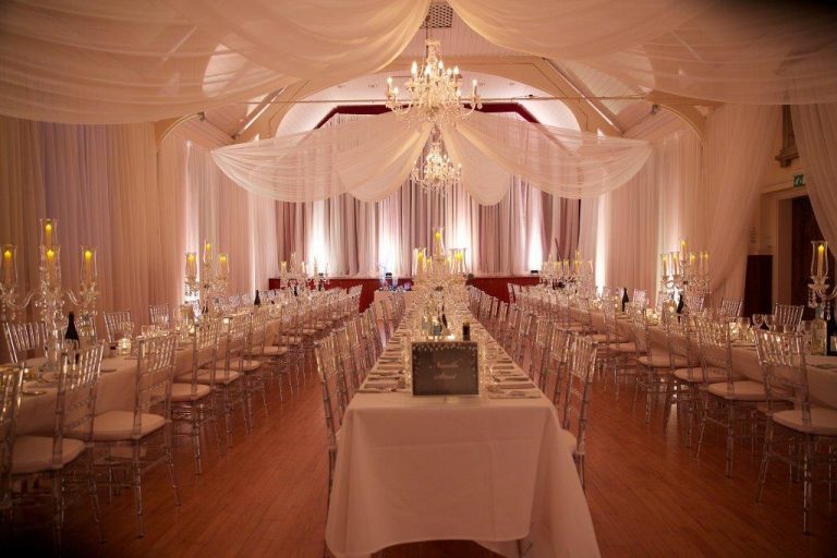 MainHalldecoratedforawedding 768x512