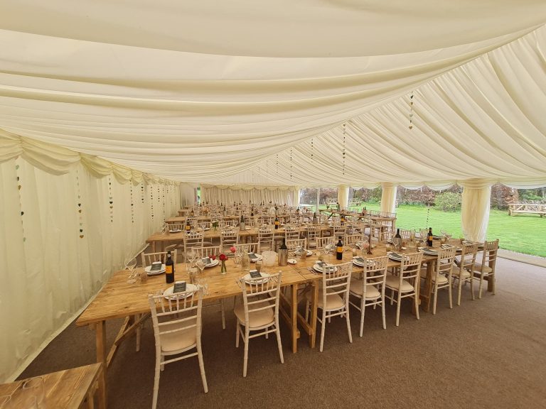 MarqueeLongtablehireDIYweddingWedderlieHouseWeddingVenue 768x576