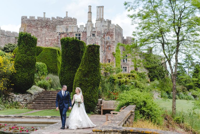 MelissaBrettsWedding425 768x513