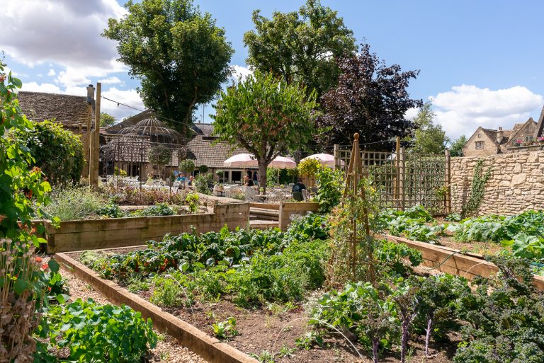 Methuen Exterior 0822 9 768x513