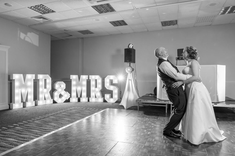 MrMrs 768x512