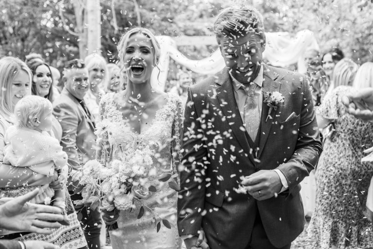 NewlandsBishopsFarmWeddingPhotography 231 768x512