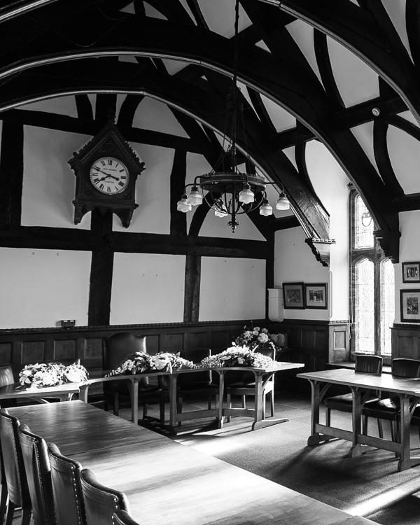 OMBVivaryroomportraitBW