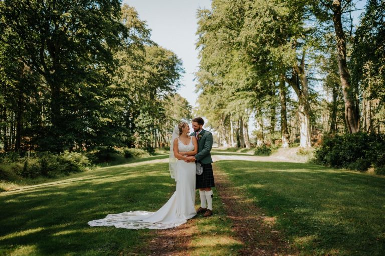 OldDrivewaywoodlandweddingsoutdoorspacesweddingvenuewedderliehouse 768x511