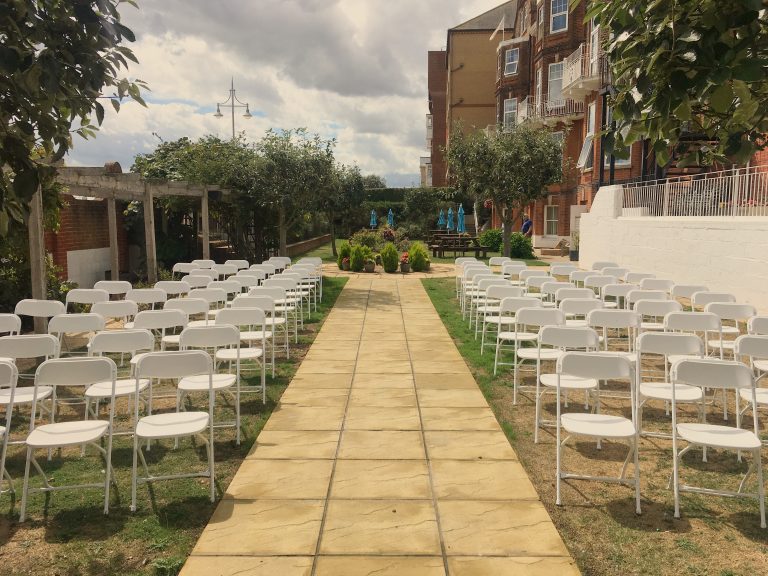 OutdoorCeremony2 768x576