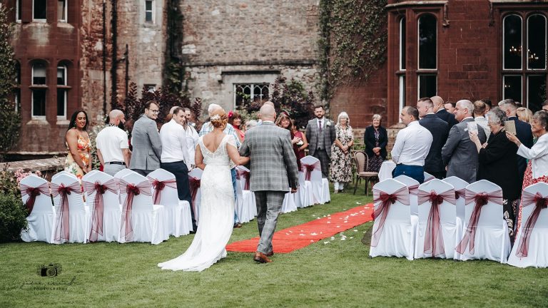 OutdoorCeremonyPeacockTerrace 768x432