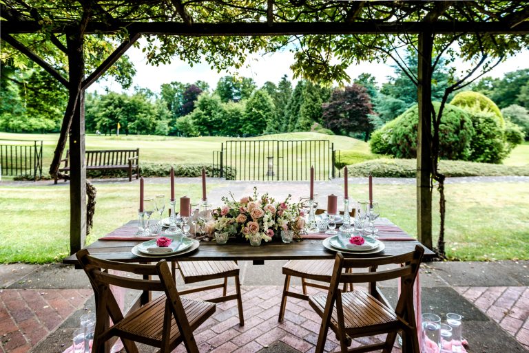 OutsideTerrace min 768x513