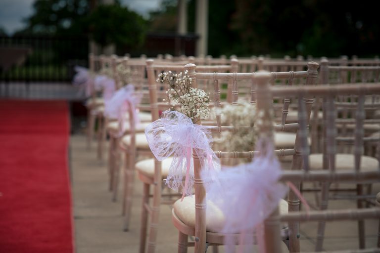 Outsidechair 768x512