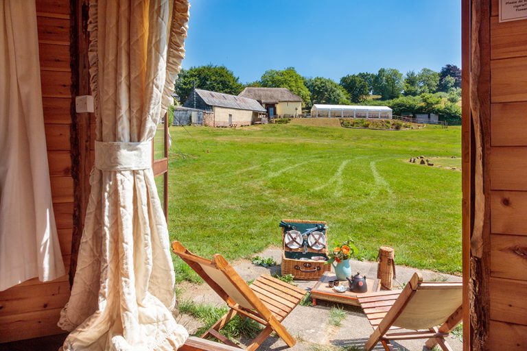 OutsideviewfromglampinghutnopeoplePP2018 768x512