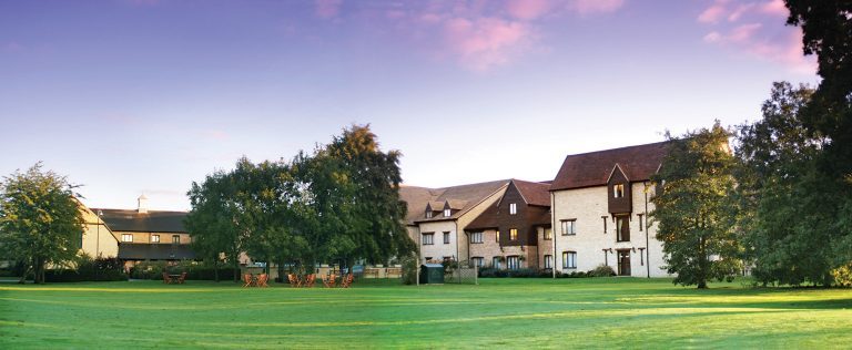 Oxford Spires Four Pillars Hotel Exterior 2 ihq1f0 768x316