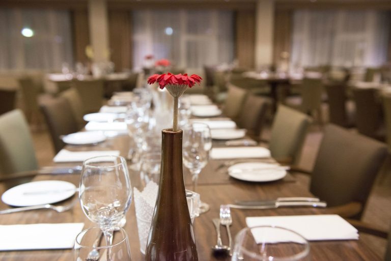 Oxford SpiresFood Dining ic0aw5 768x513