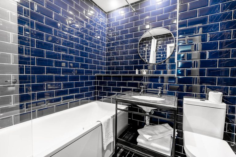 Park Peebles Hotel Bathroom 768x512